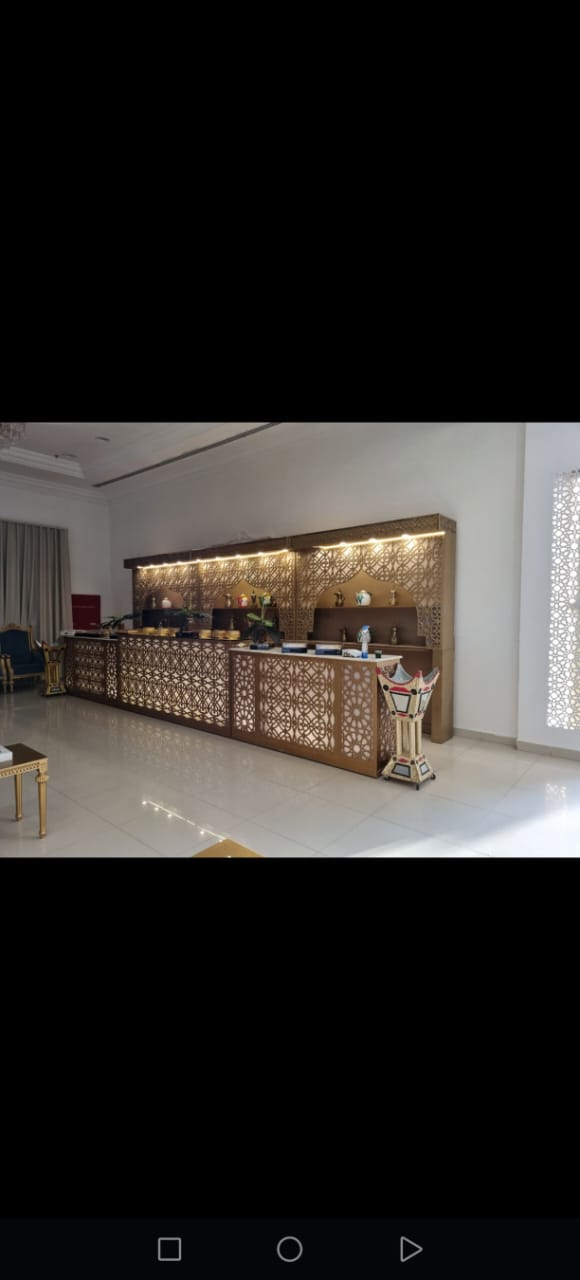 تقديم القهوة للضيوف