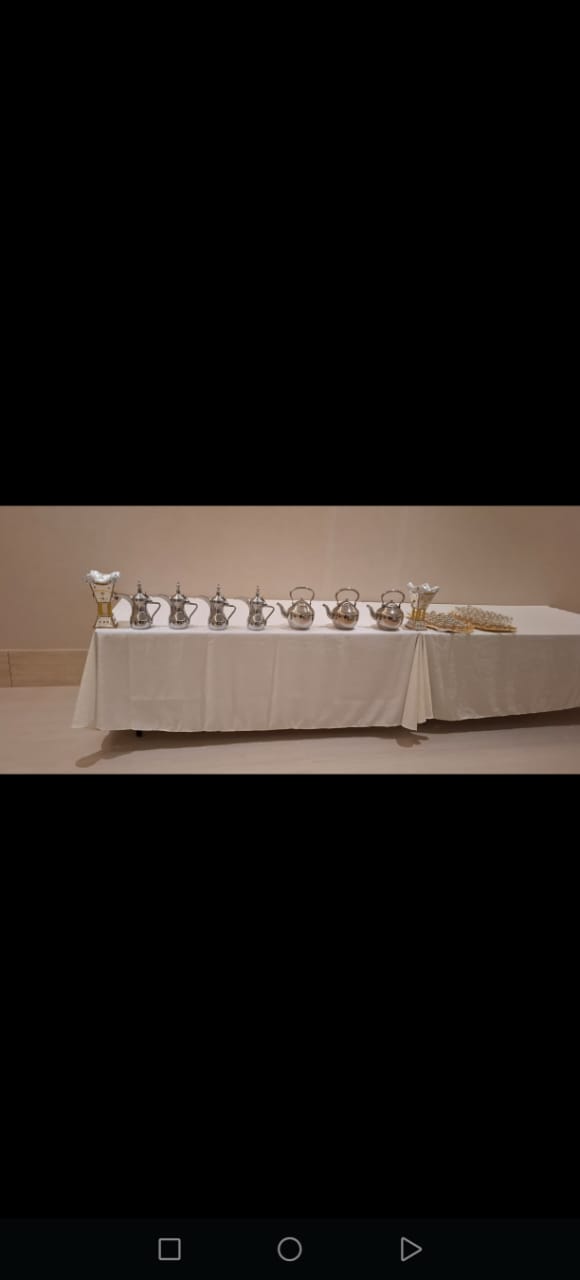 ترتيب طاولات عشاء